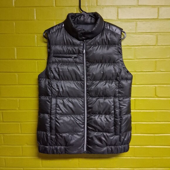 TUMI PAX VEST Size Medium - Picture 1 of 14